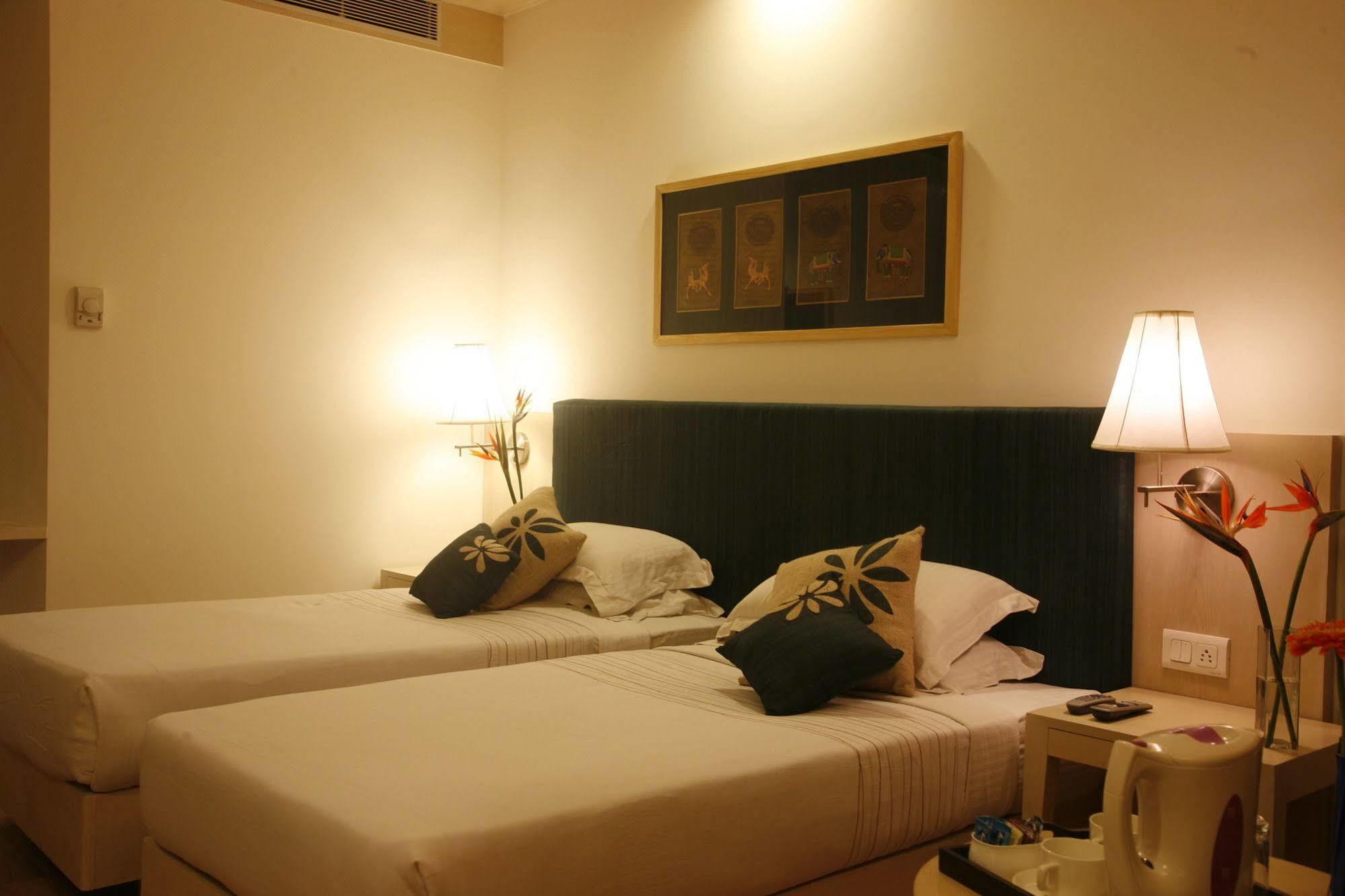 Treehouse Hotel Club & Spa Dharuhera Luaran gambar