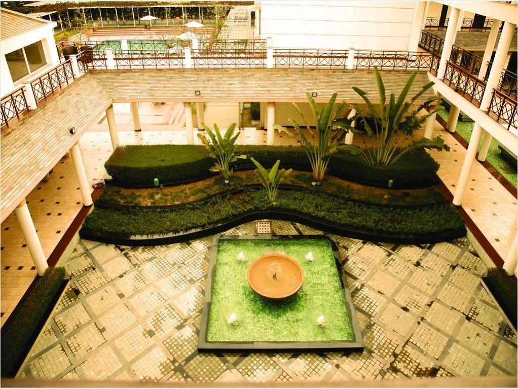 Treehouse Hotel Club & Spa Dharuhera Luaran gambar